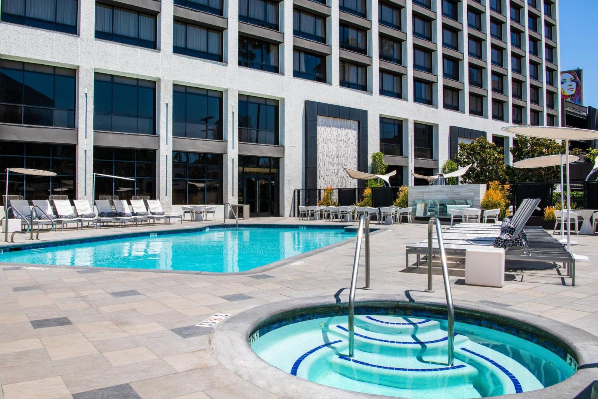 Beverly Hills Marriott Los Angeles Exterior foto